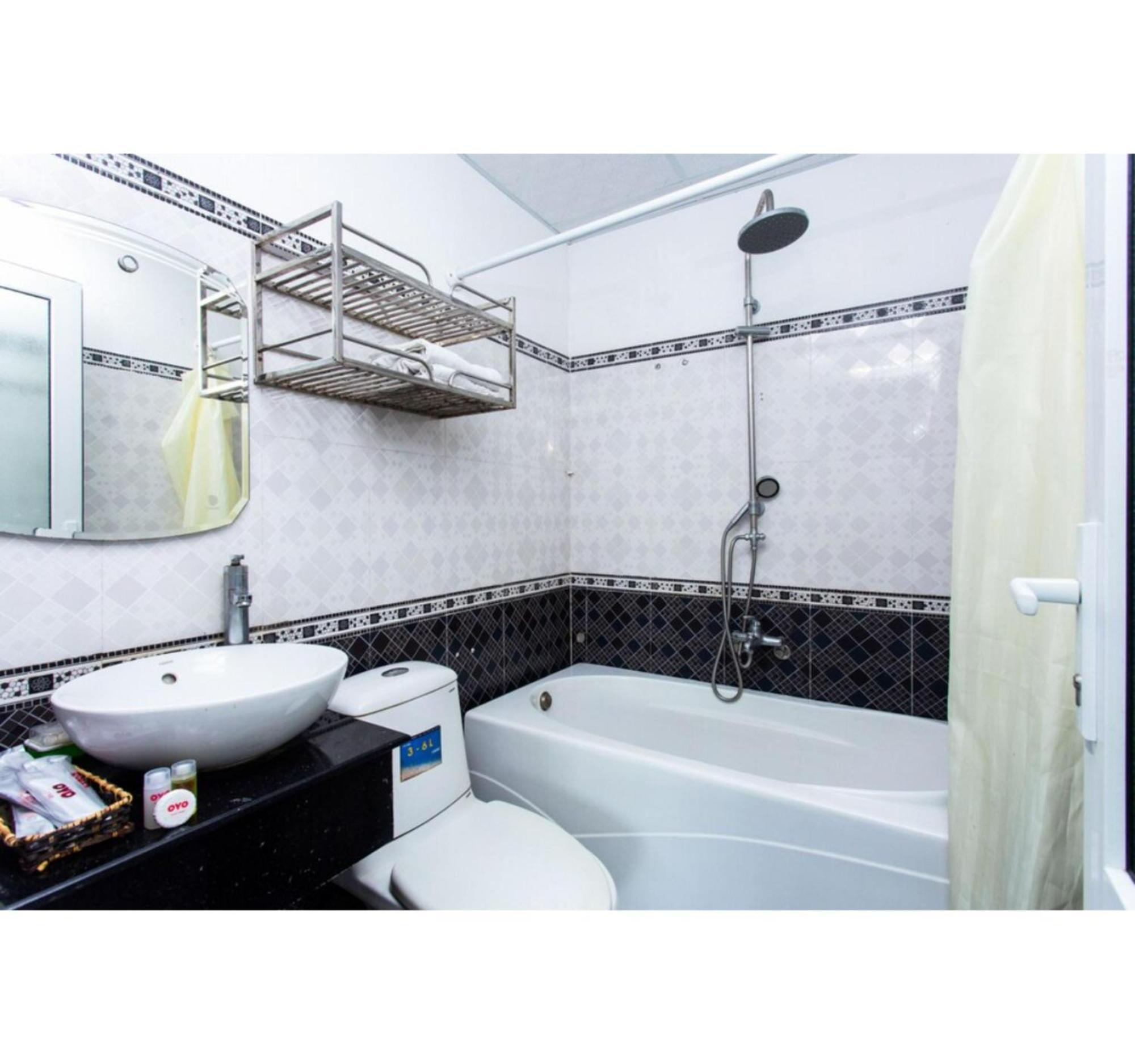 Oyo 553 Truong Giang Hotel Da Nang Exterior photo