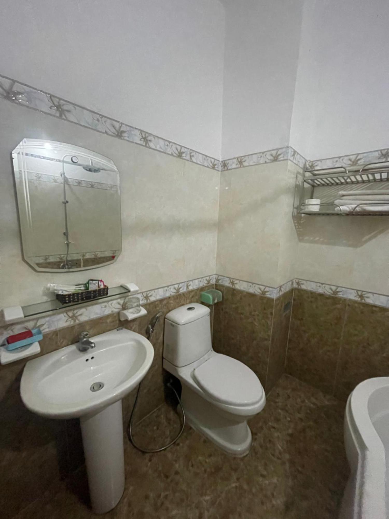 Oyo 553 Truong Giang Hotel Da Nang Exterior photo
